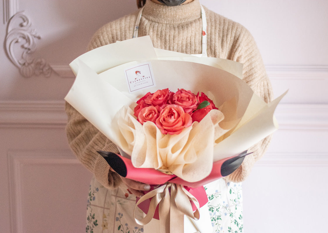 Bouquet of red roses