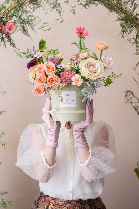 Caja floral – curso corto de diseño de cajas florales de Clementina Flower School