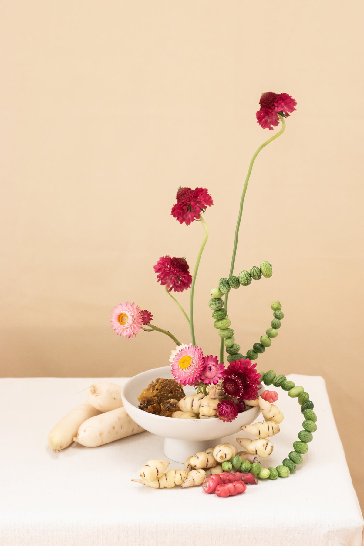 Composición floral inspirada en el Ikebana – curso corto de Clementina Flower School (2)